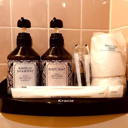Business Hotel Kawashima - Vacation Stay 15828V Вакаяма Экстерьер фото